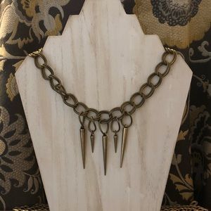 Spike necklace